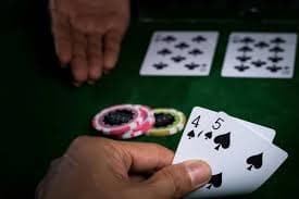 Luck99 အက်ပ် မိုဘိုင်းဖုန်းပြသမှု — Android နှင့် iOS